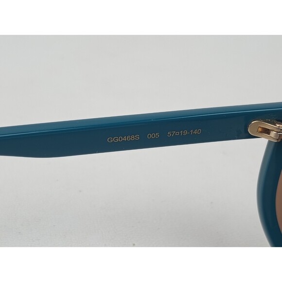 Gucci Turquoise Square Women\'s Sunglasses GG0468S 005 Case main image 7